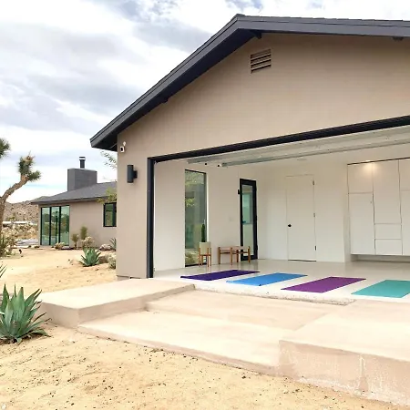 Amaru Muru - Luxury Retreat With Pool/Hot Tub/Yoga Joshua Tree Exterior photo