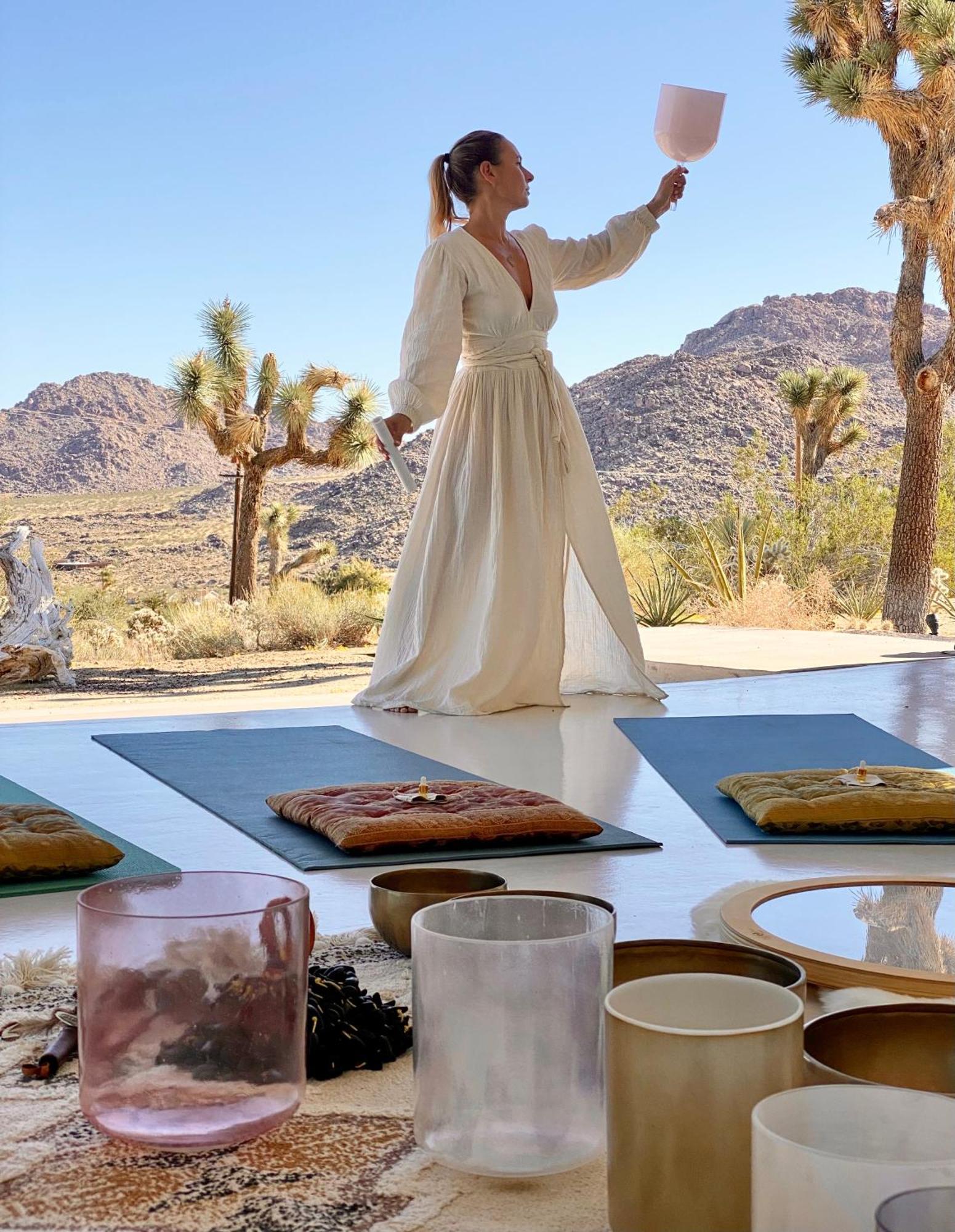 Amaru Muru - Luxury Retreat With Pool/hot Tub/yoga * Joshua Tree